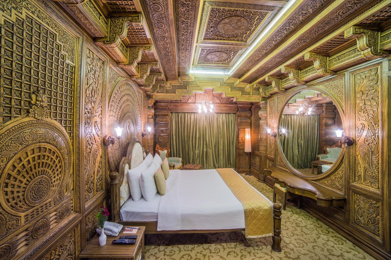 Ramoji Film City- Sitara Luxury Hotel Pedda Ambarpet エクステリア 写真