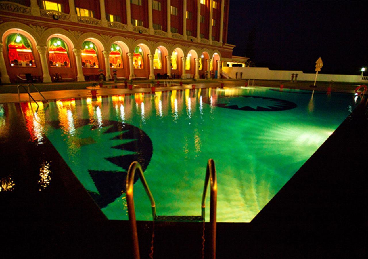 Ramoji Film City- Sitara Luxury Hotel Pedda Ambarpet エクステリア 写真