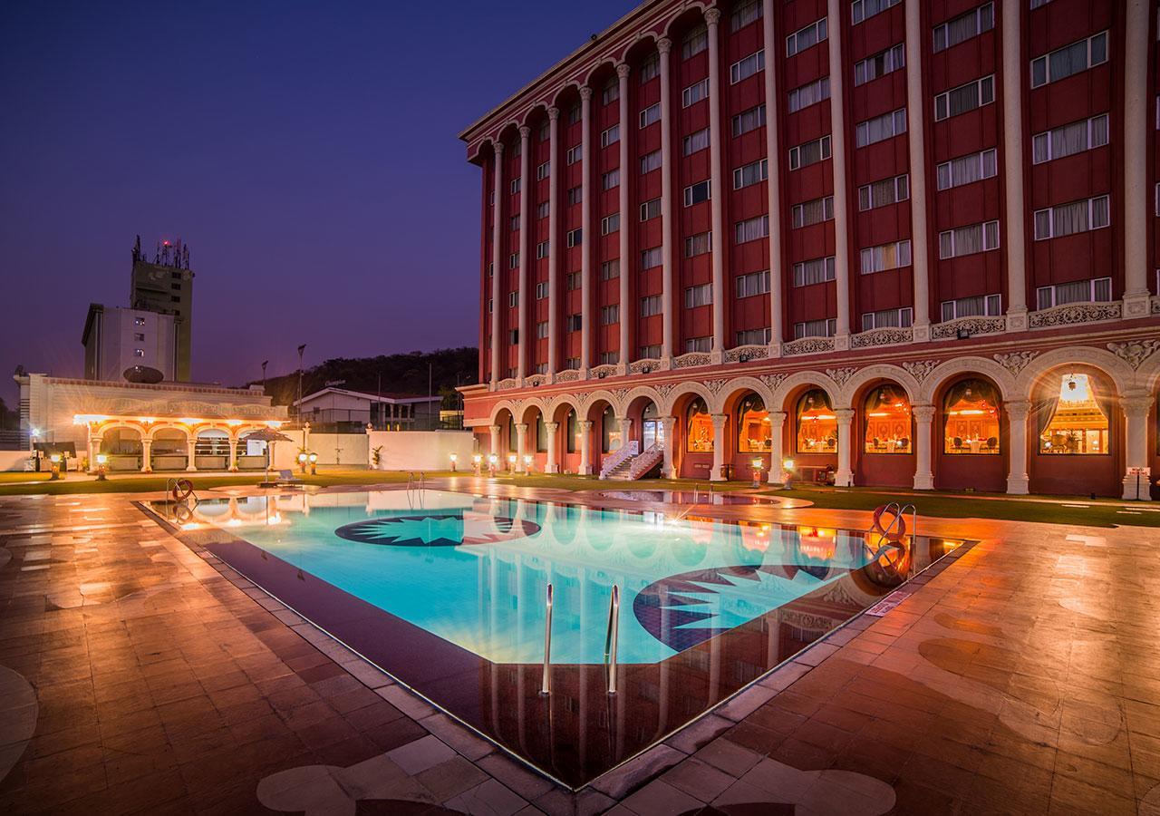 Ramoji Film City- Sitara Luxury Hotel Pedda Ambarpet エクステリア 写真